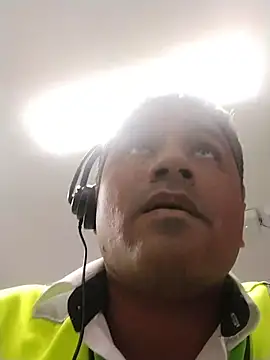 Snapshot of danigarci2307 chatting on February 2026 01:27:01 AM danigarci2307 online show from February 2026 01:27:01 AM