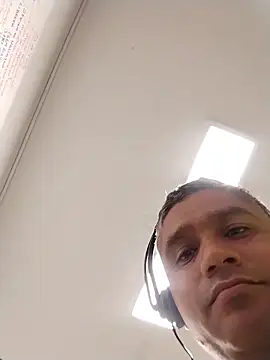 Snapshot of danigarci2307 chatting on March 2026 12:48:02 AM danigarci2307 online show from March 2026 12:48:02 AM