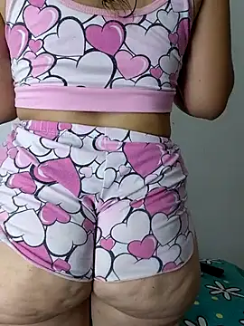 Snapshot of isabella_lovem chatting on June 2026 11:44:01 PM isabella lovem online show from June 2026 11:44:01 PM