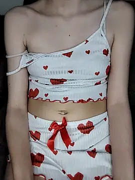 AnnieSparkle online show from October 2025 12:53:01 AM