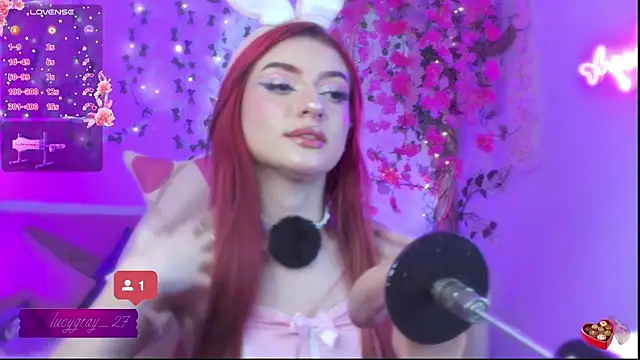 Snapshot of LucyGray chatting on August 2026 09:35:02 PM LucyGray online show from August 2026 09:35:02 PM