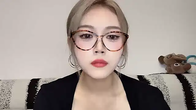 Snapshot of XingKongCOCO-107 chatting on October 2025 11:38:02 AM XingKongCOCO-107 online show from October 2025 11:38:02 AM