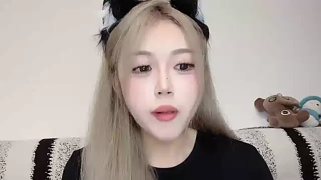 Snapshot of XingKongCOCO-107 chatting on October 2025 11:41:02 AM XingKongCOCO-107 online show from October 2025 11:41:02 AM