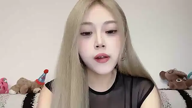 Snapshot of XingKongCOCO-107 chatting on October 2025 11:10:01 AM XingKongCOCO-107 online show from October 2025 11:10:01 AM