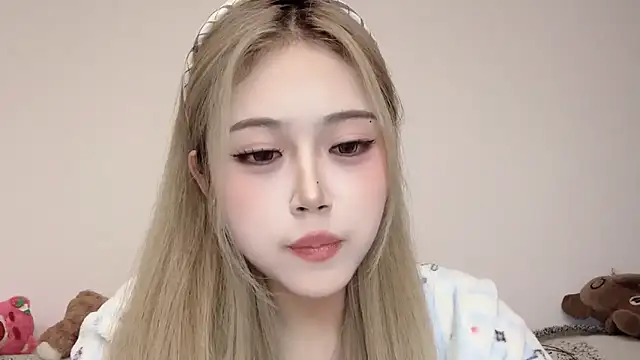 Snapshot of XingKongCOCO-107 chatting on November 2025 12:17:01 PM XingKongCOCO-107 online show from November 2025 12:17:01 PM