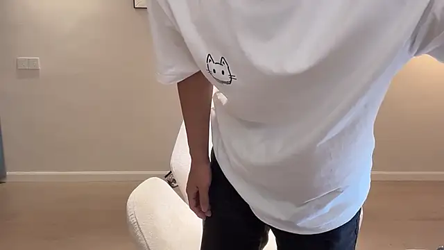 STxuguanhan online show from September 2025 10:19:02 AM