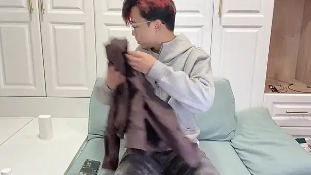 STxuguanhan online show from October 2025 09:32:01 AM