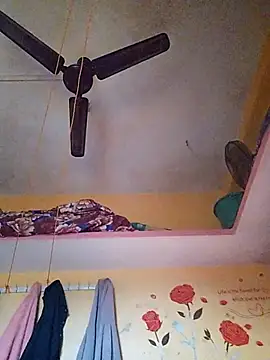 Nihaal17 online show from November 2025 11:25:01 AM