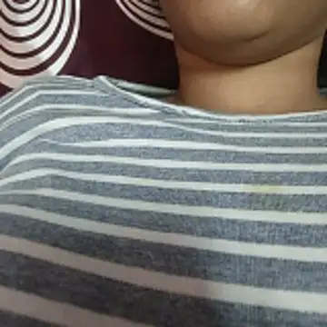 Snapshot of WildKavya chatting on November 2025 05:32:02 AM WildKavya online show from November 2025 05:32:02 AM