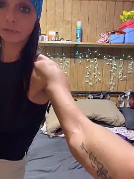 Snapshot of Kacinichole chatting on October 2025 05:54:02 PM Kacinichole online show from October 2025 05:54:02 PM