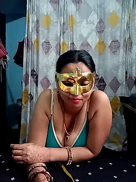 Snapshot of Mast-Haseena chatting on May 2026 12:00:01 PM Mast-Haseena online show from May 2026 12:00:01 PM