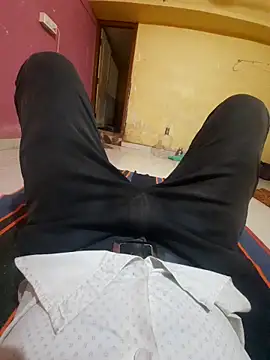 choot paglu online show from November 2025 07:51:01 AM