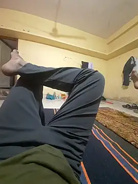 choot paglu online show from November 2025 01:44:01 PM