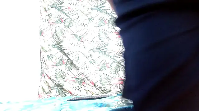 69smallstar online show from February 2026 12:01:02 PM