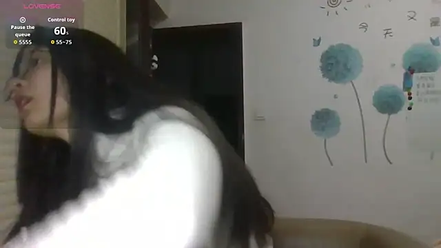 Snapshot of Monice1314 chatting on December 2025 12:11:02 PM Monice1314 online show from December 2025 12:11:02 PM