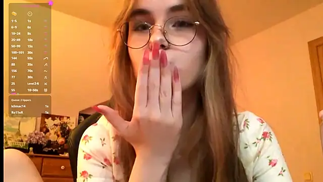 SiIver Dawn online show from October 2025 01:12:02 PM