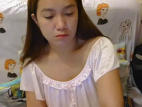 Lovelyclaya online show from April 2026 09:26:01 PM