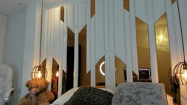 CarolinaFerrer online show from March 2026 01:28:01 PM