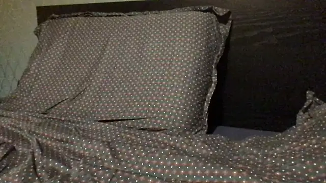 TomieSoichi online show from November 2025 08:24:02 PM