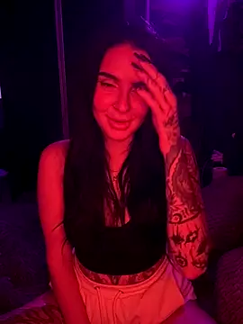 sweetyasmiin online show from September 2025 11:48:01 PM