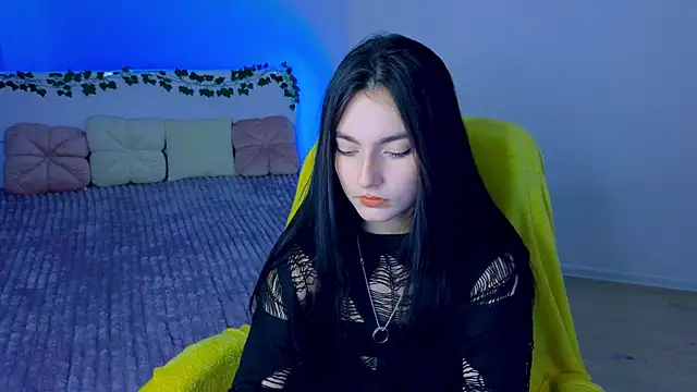 Andres sssss online show from October 2025 09:00:02 PM