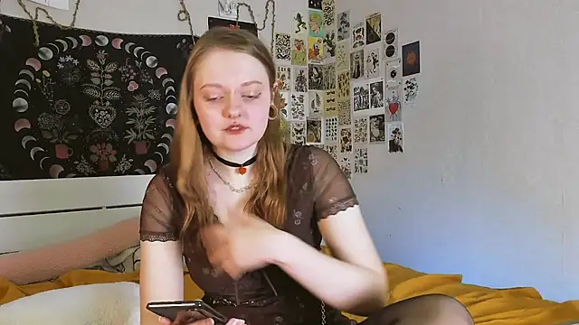 Snapshot of WonderConnie1 chatting on September 2025 11:48:01 AM WonderConnie1 online show from September 2025 11:48:01 AM