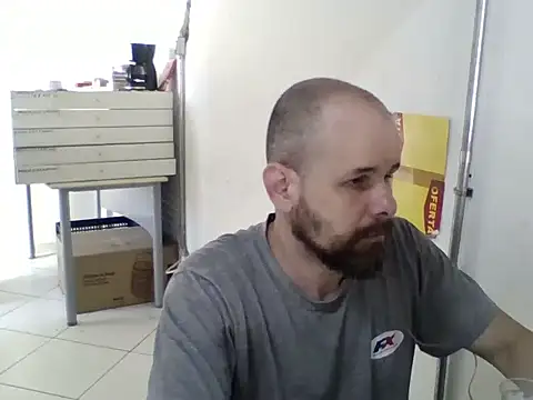 Snapshot of Henrilimajunior02 chatting on March 2026 12:00:01 PM Henrilimajunior02 online show from March 2026 12:00:01 PM