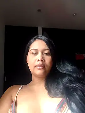 Alessandraa- online show from April 2026 07:23:02 PM