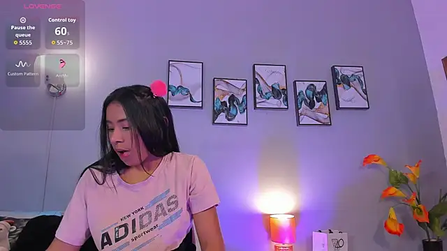 SophieW1 online show from November 2025 12:16:02 PM