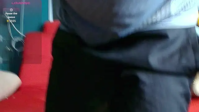 Snapshot of CHR58_ chatting on December 2025 11:47:02 PM CHR58 online show from December 2025 11:47:02 PM