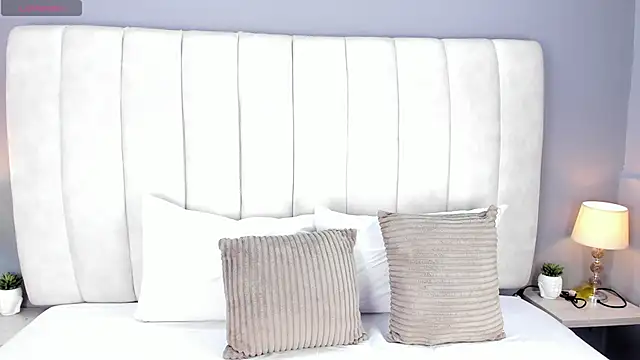 ScarletStarr online show from November 2025 04:27:01 AM