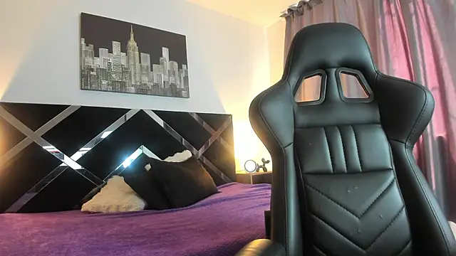 iamCharlotte19 online show from July 2026 03:26:02 PM