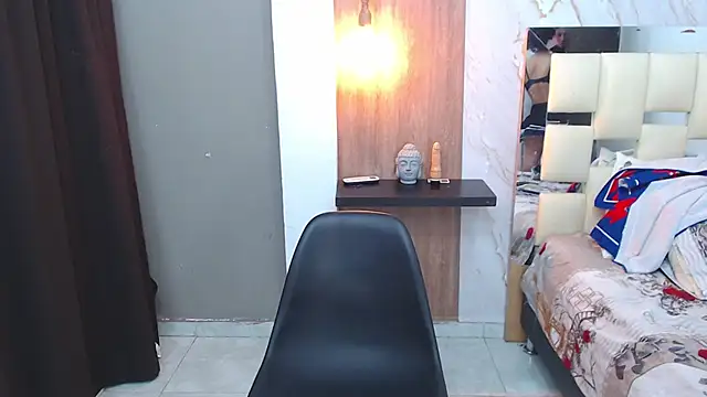 Snapshot of miss_leidy_ chatting on September 2025 09:36:02 PM miss leidy online show from September 2025 09:36:02 PM