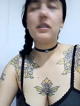 Jinx  x online show from November 2025 04:11:01 AM