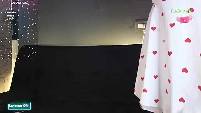 Snapshot of Luna_sophya chatting on November 2025 08:02:02 PM Luna sophya online show from November 2025 08:02:02 PM