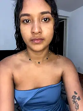 Snapshot of Luna_sophya chatting on December 2025 08:36:02 PM Luna sophya online show from December 2025 08:36:02 PM