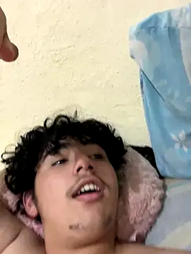 Casal-foda braba online show from October 2025 12:52:01 AM