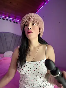 Mia salinass online show from May 2026 05:57:02 AM