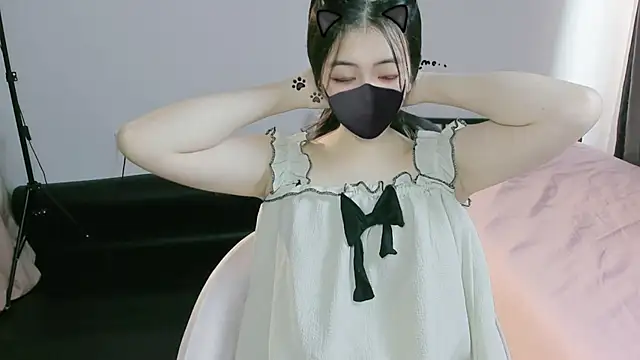 Snapshot of Sparkly_Candy chatting on September 2025 12:36:01 AM Sparkly Candy online show from September 2025 12:36:01 AM