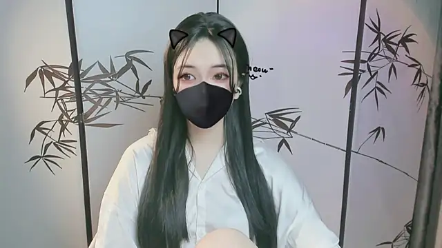 Snapshot of Sparkly_Candy chatting on October 2025 01:46:01 AM Sparkly Candy online show from October 2025 01:46:01 AM