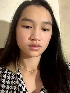 Snapshot of -Lie-06 chatting on October 2025 04:41:02 AM -Lie-06 online show from October 2025 04:41:02 AM