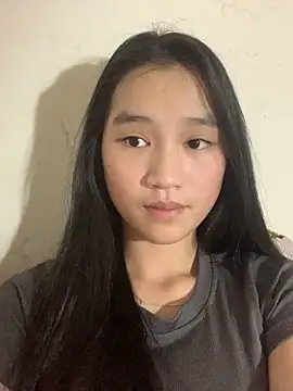 Snapshot of -Lie-06 chatting on October 2025 01:12:02 PM -Lie-06 online show from October 2025 01:12:02 PM