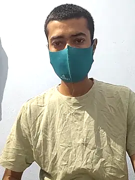 Snapshot of GirlsCrush_ chatting on September 2025 09:43:01 AM GirlsCrush online show from September 2025 09:43:01 AM