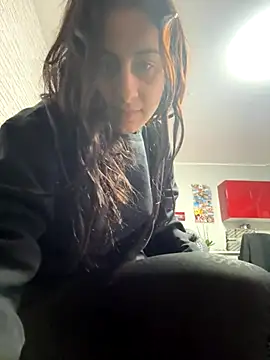 BabyLeopard online show from November 2025 03:12:02 PM