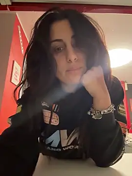 BabyLeopard online show from December 2025 04:49:02 PM