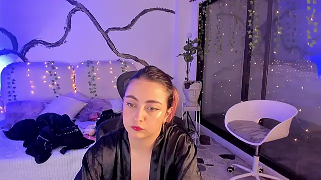 Snapshot of SarahCastro1_ chatting on November 2025 04:36:01 AM SarahCastro1 online show from November 2025 04:36:01 AM