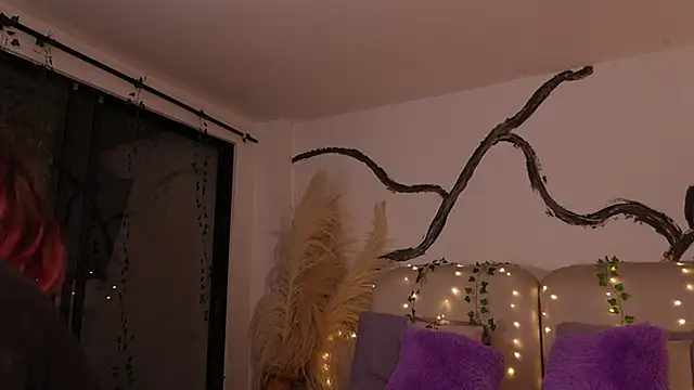 Snapshot of SarahCastro1_ chatting on December 2025 03:33:01 AM SarahCastro1 online show from December 2025 03:33:01 AM