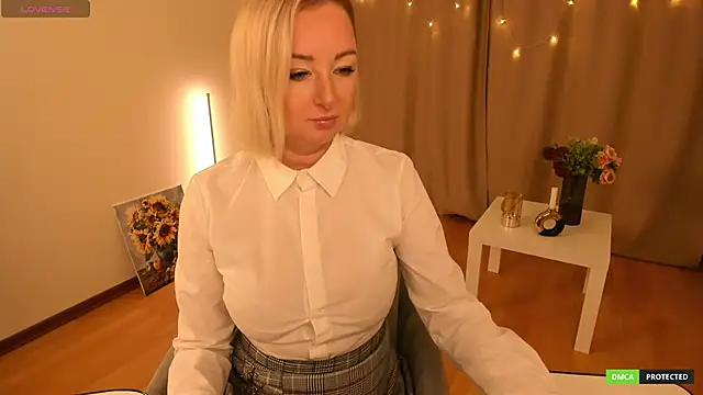 sexmom8 online show from November 2025 10:51:01 AM