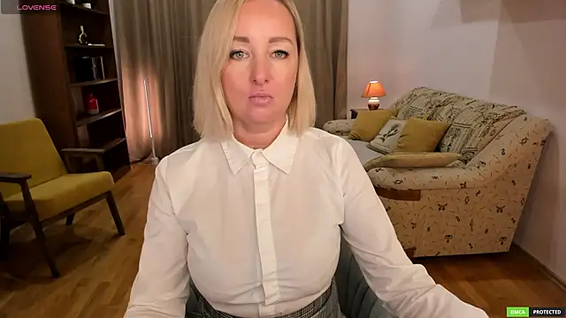 sexmom8 online show from April 2026 01:27:02 PM