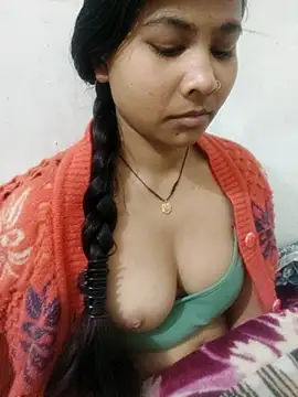 Vaani Cutie online show from February 2026 02:03:01 PM